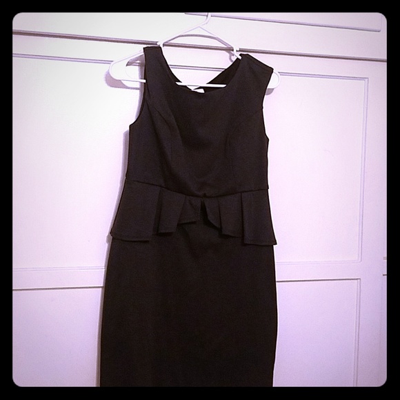 Mid Dress - Picture 1 of 2